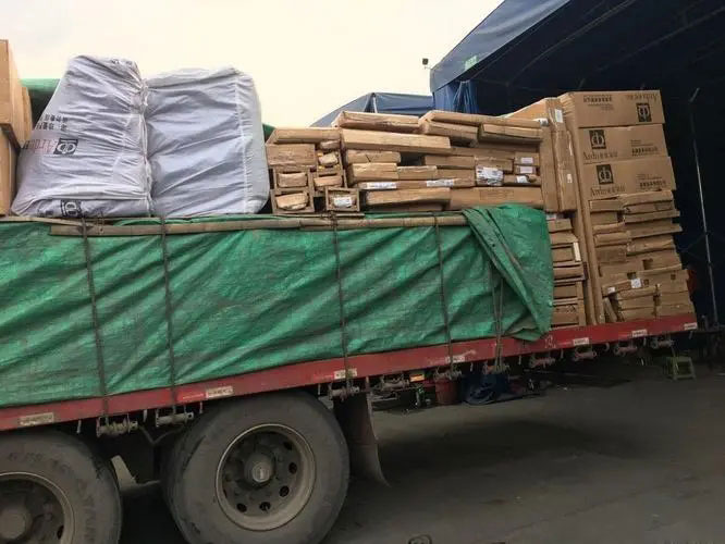 阿荣家具托运